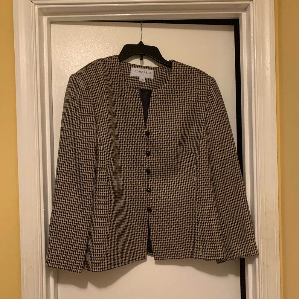 Navy blue and tan skirt suit